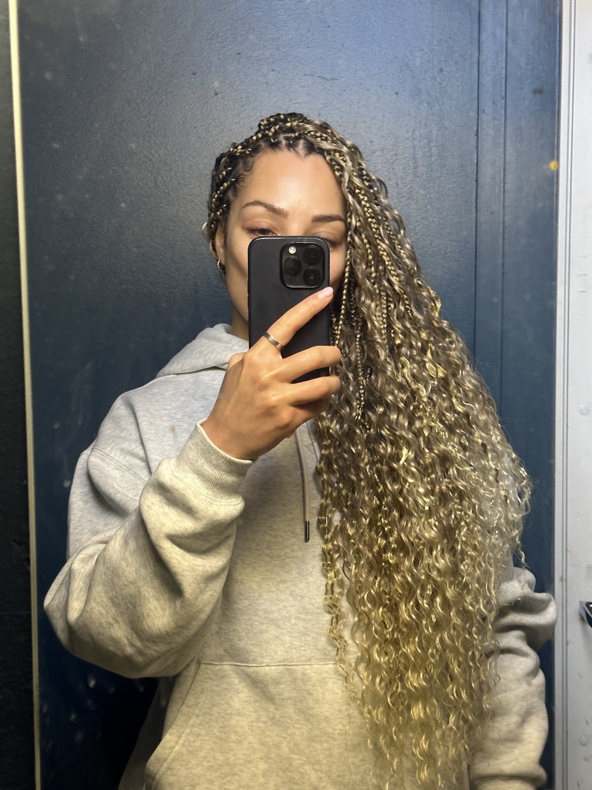Dezjoi Beauty Palace - African Hair Braiding | Best Hairdressing Salon Finland kuva 2