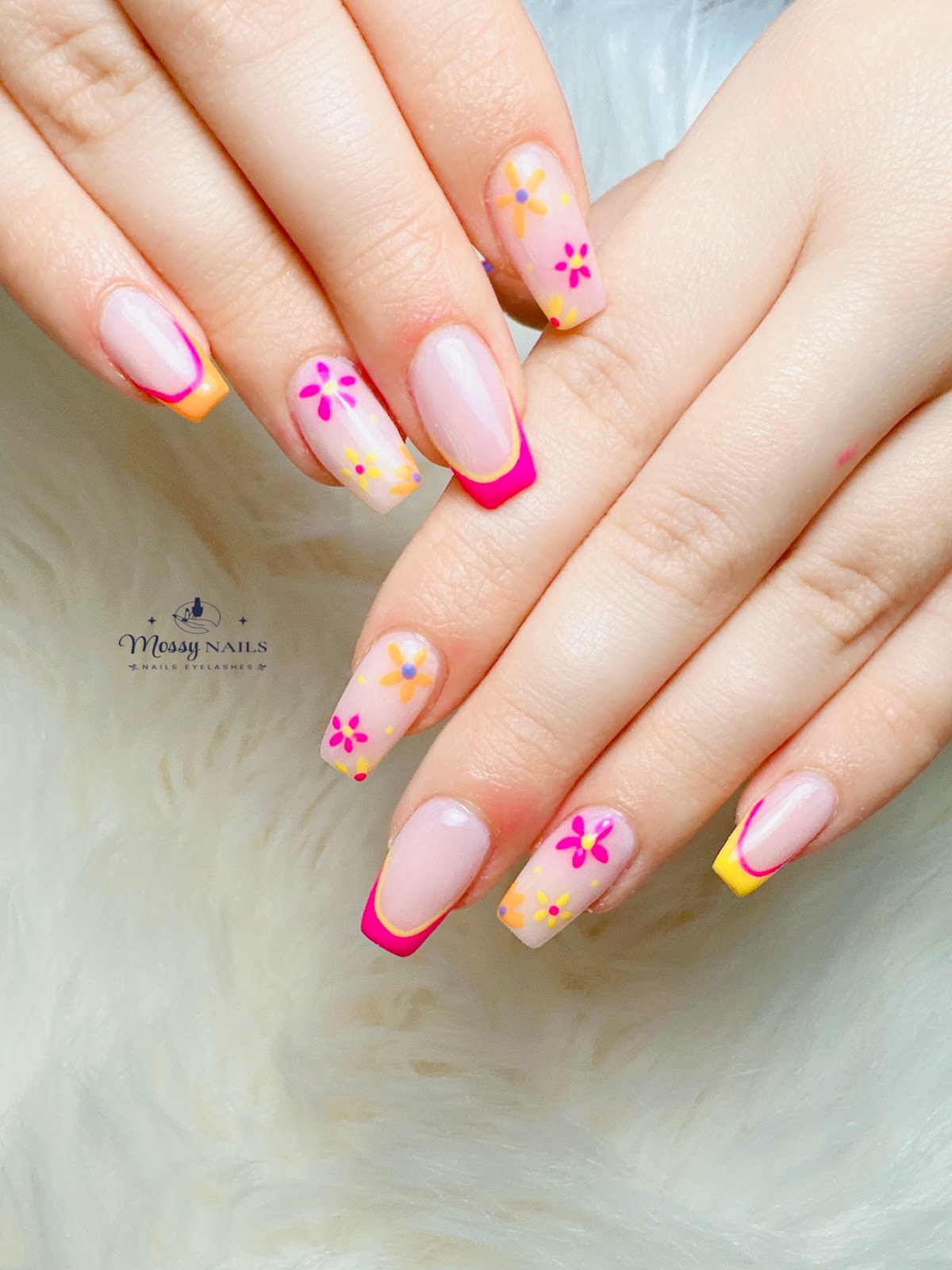 Mossy Nails kuva 2