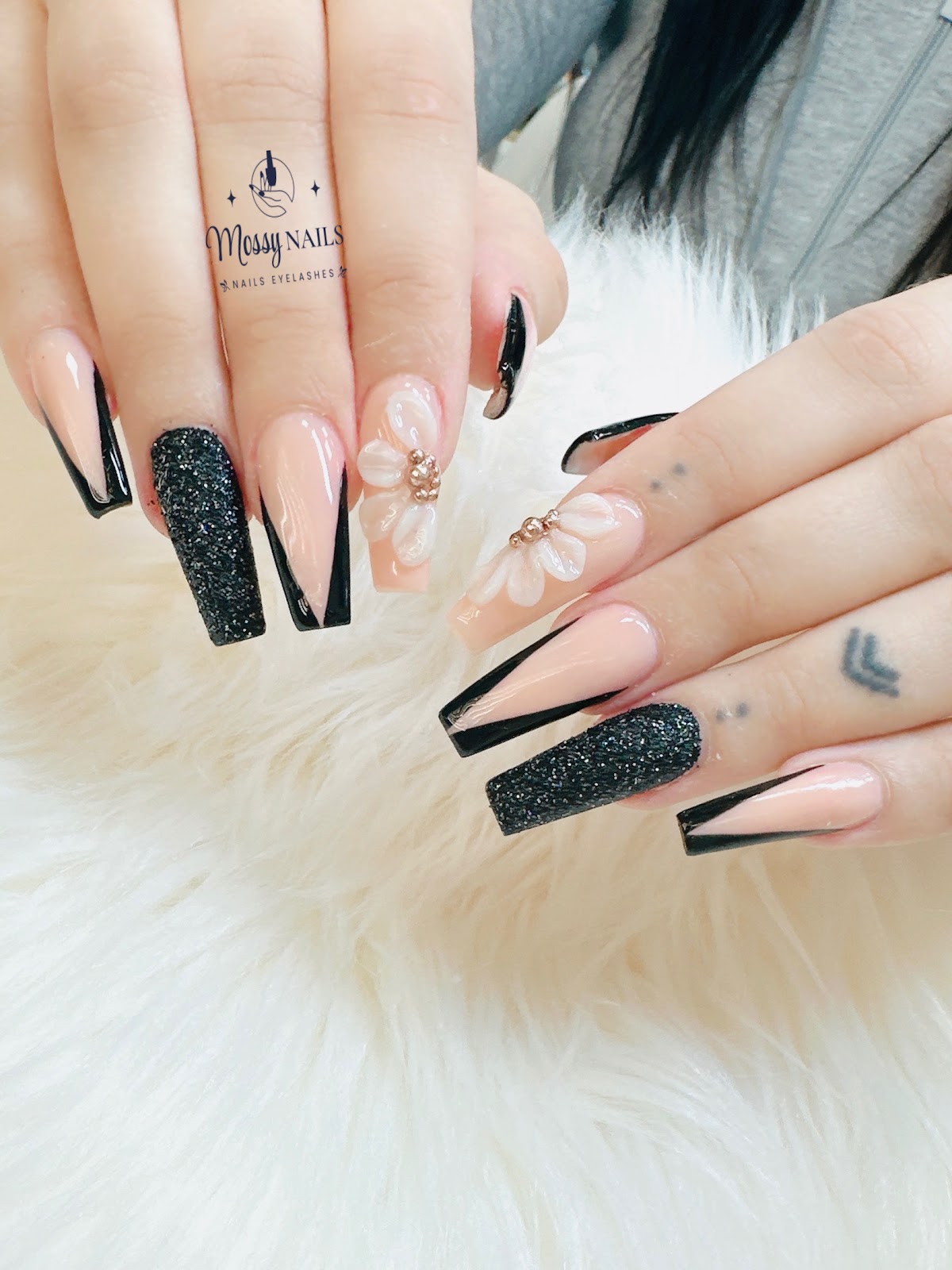 Mossy Nails kuva 4