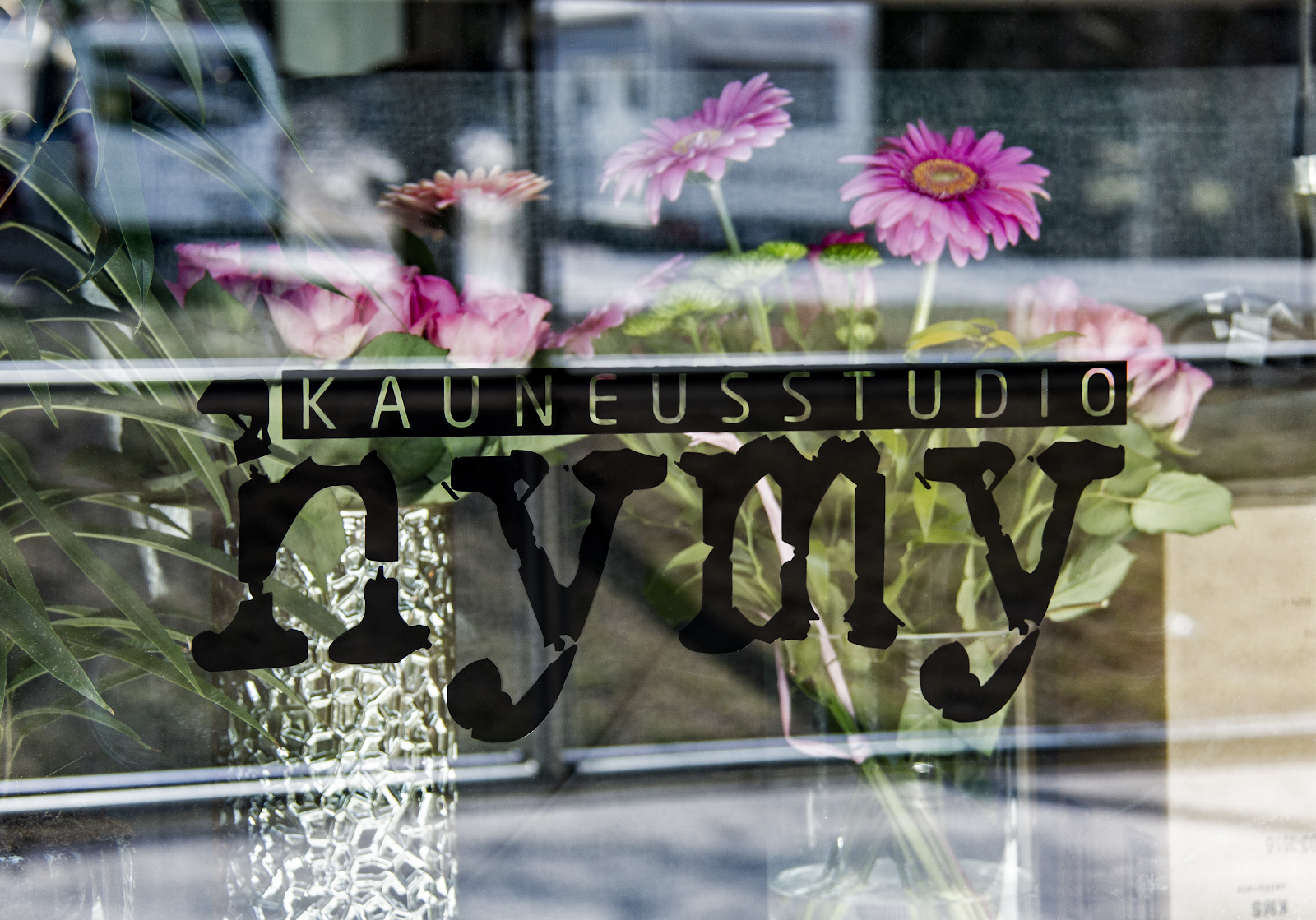 KauneusStudio Hymy