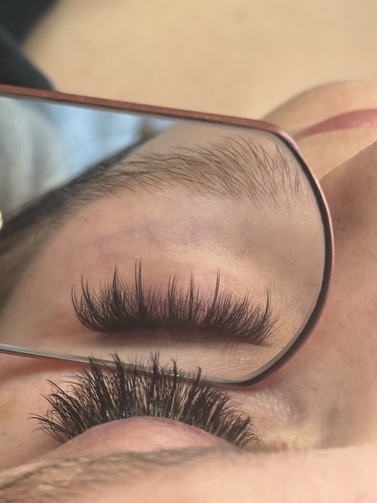 Anni Glamour (@annilashbeauty) kuva 4
