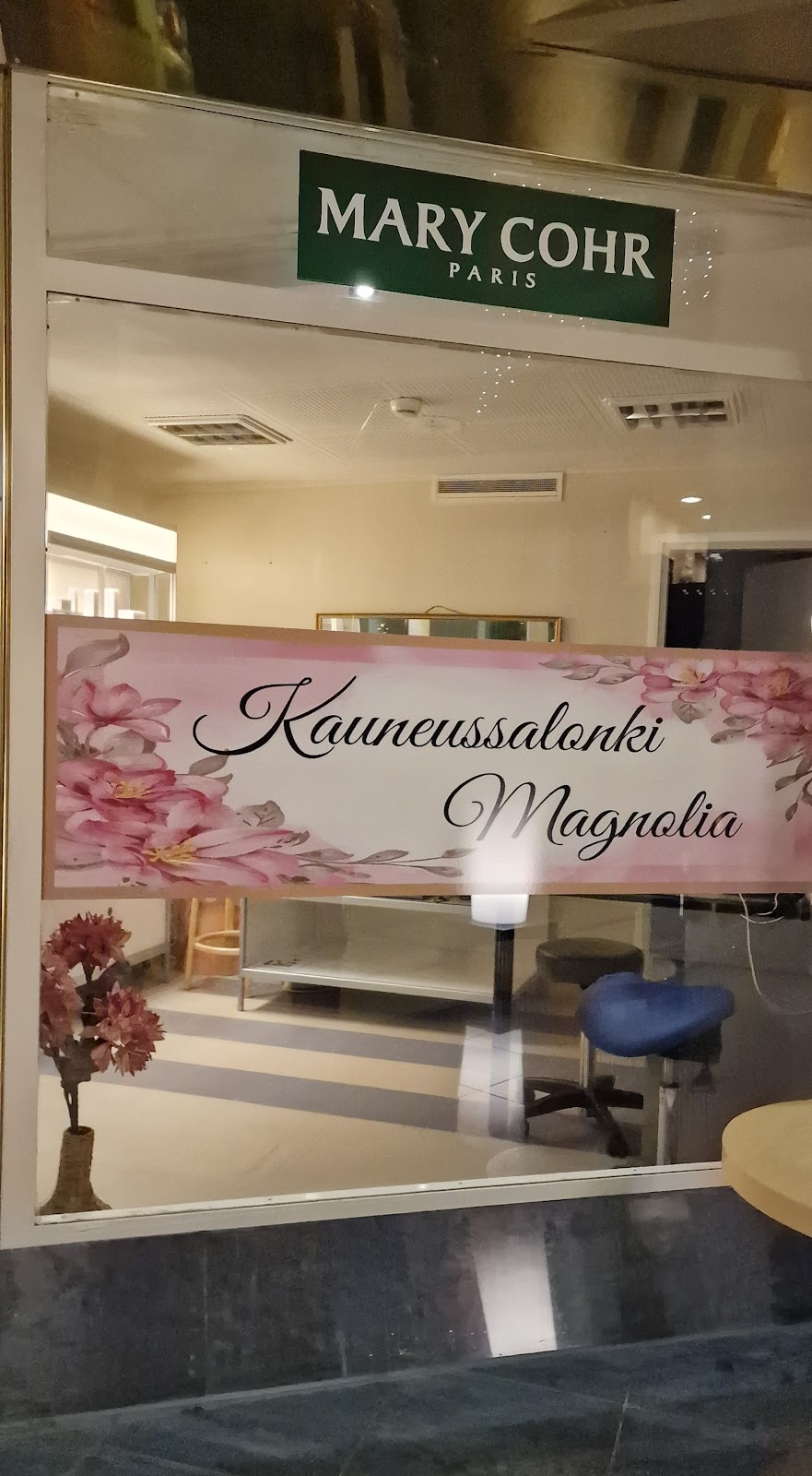 Kauneussalonki Magnolia