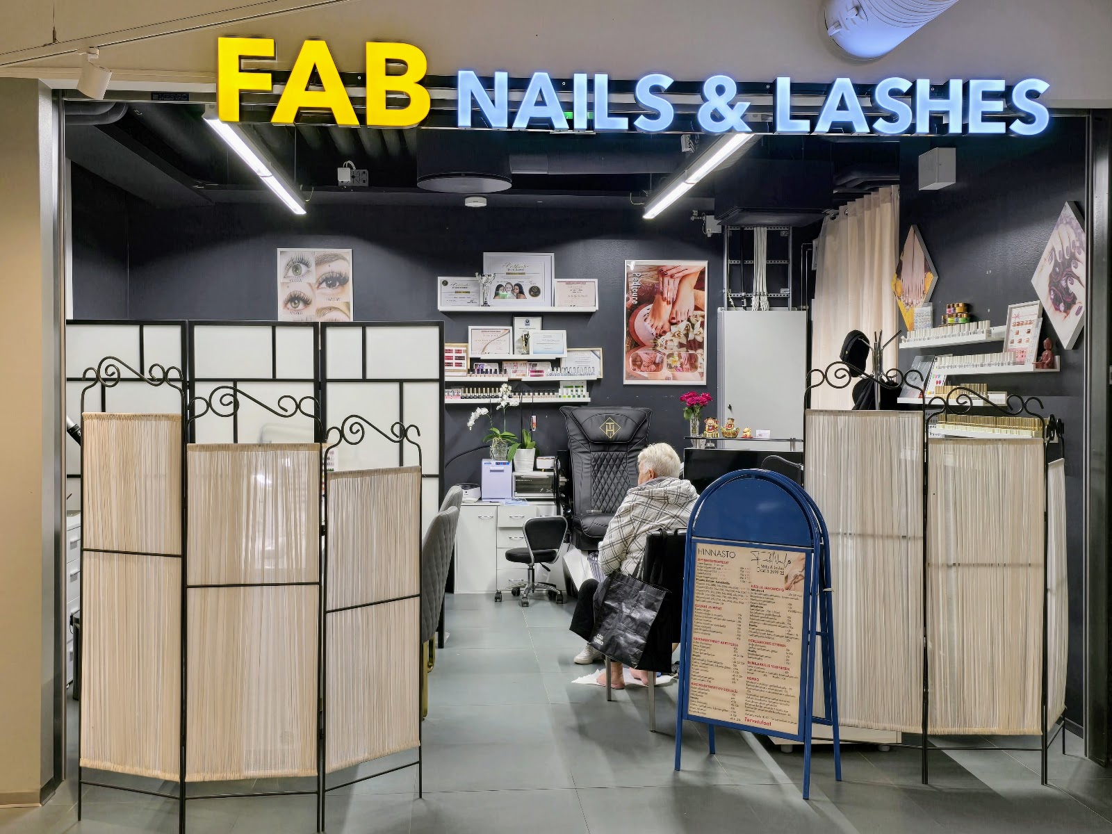 FAB Nails & Lashes - Kauneushoitola Vantaa kuva 3