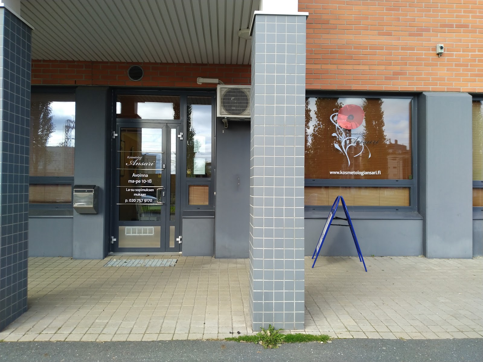 Kosmetologi Ansari kuva 3