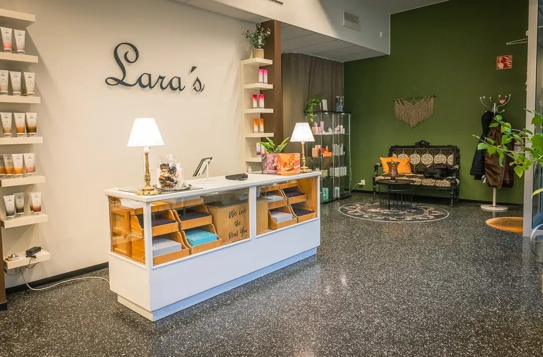 Lara's Hair & Beauty kuva 2